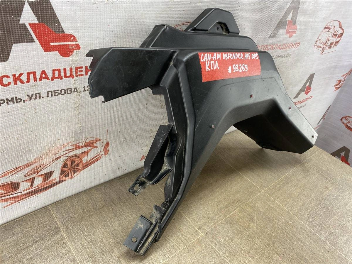 Левая передняя боковая панель — для CAN-AM Defender DPS CAB HD9